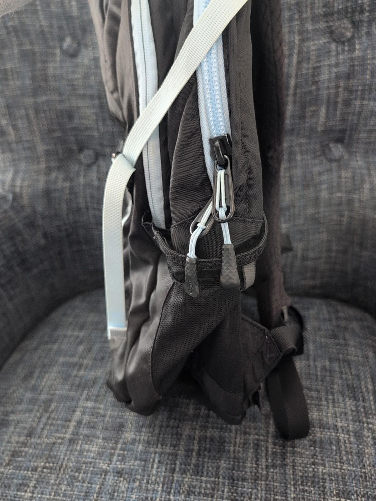 The North Face Recon Backpack Hiking Camping Storage Laptop Black W/ Blue Trim