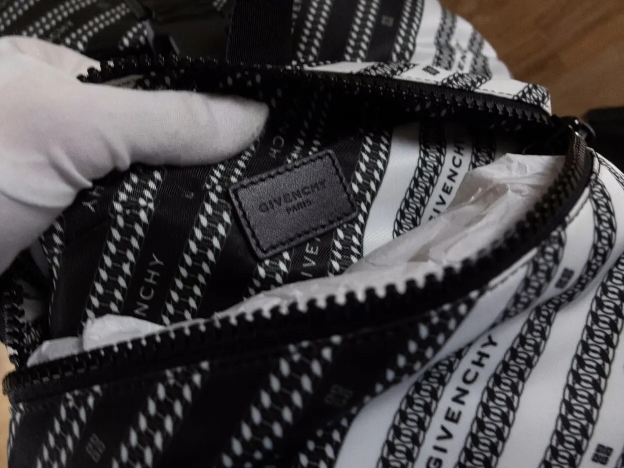 (NO CUSTOMS TAX) GIVENCHY black & white Light 3 nylon striped logo backpack NWT