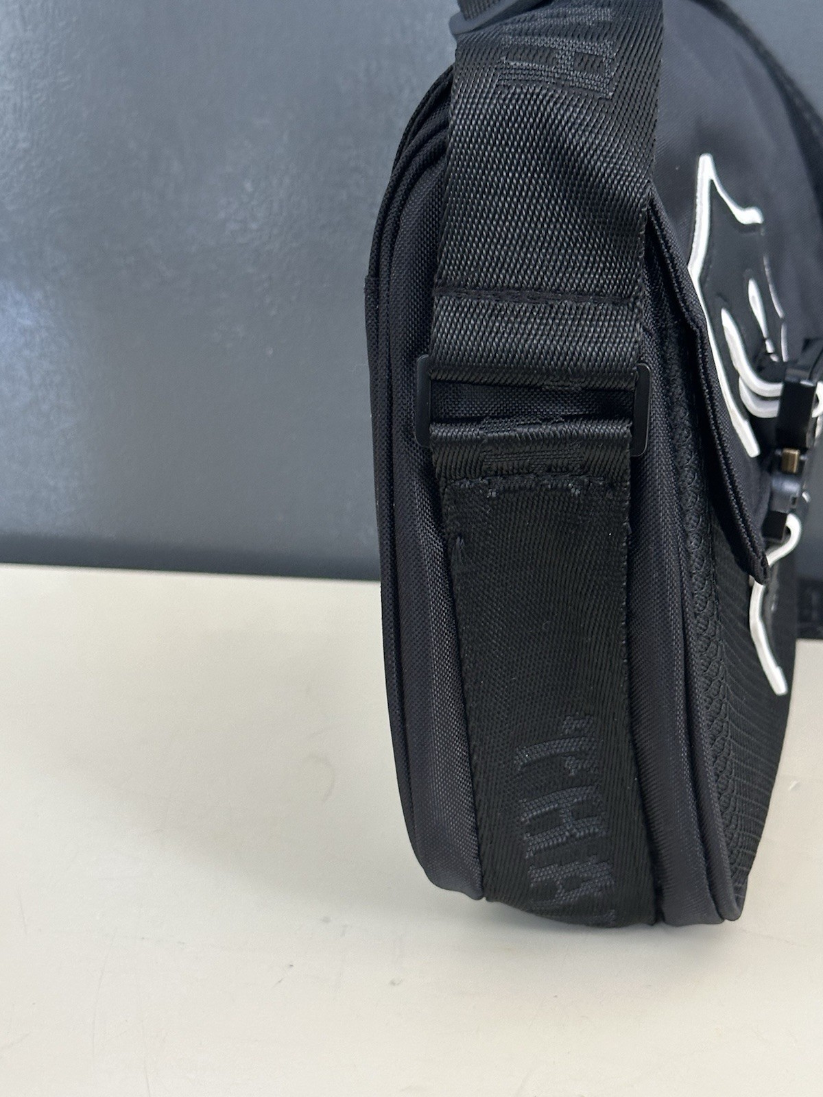 TrapStar Bag 1.0 Irongate Cross Body Messenger Crossbody Nylon Bag NEW WITH TAGS