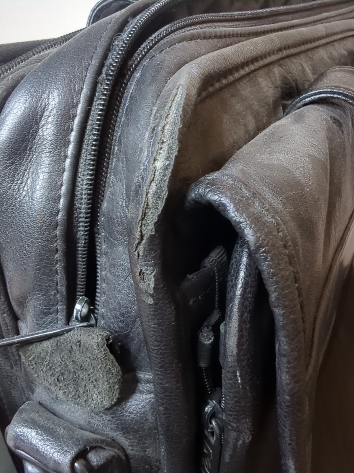 Original Distressed DELL Leather Briefcase Computer Laptop Bag Large Black
