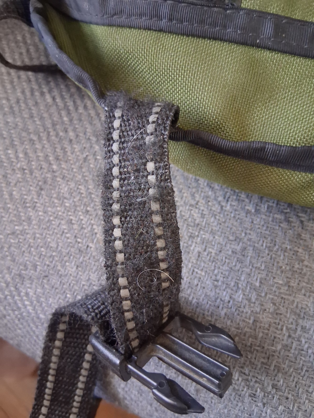 Chrome Industries Citizen Messenger Shoulder Bag Green Vintage
