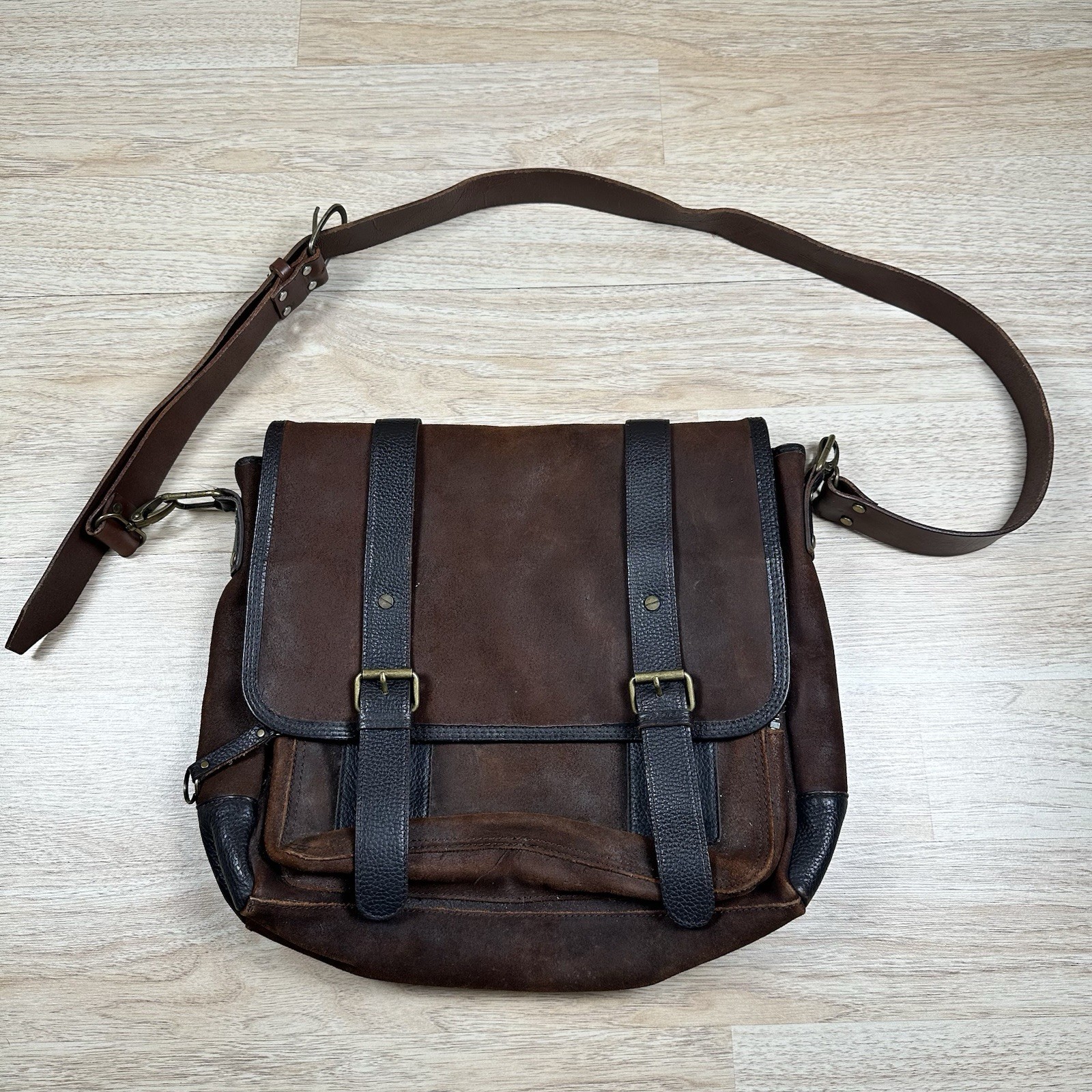 BOSCA Brown Leather Business Briefcase Messenger Bag Excellent Condition