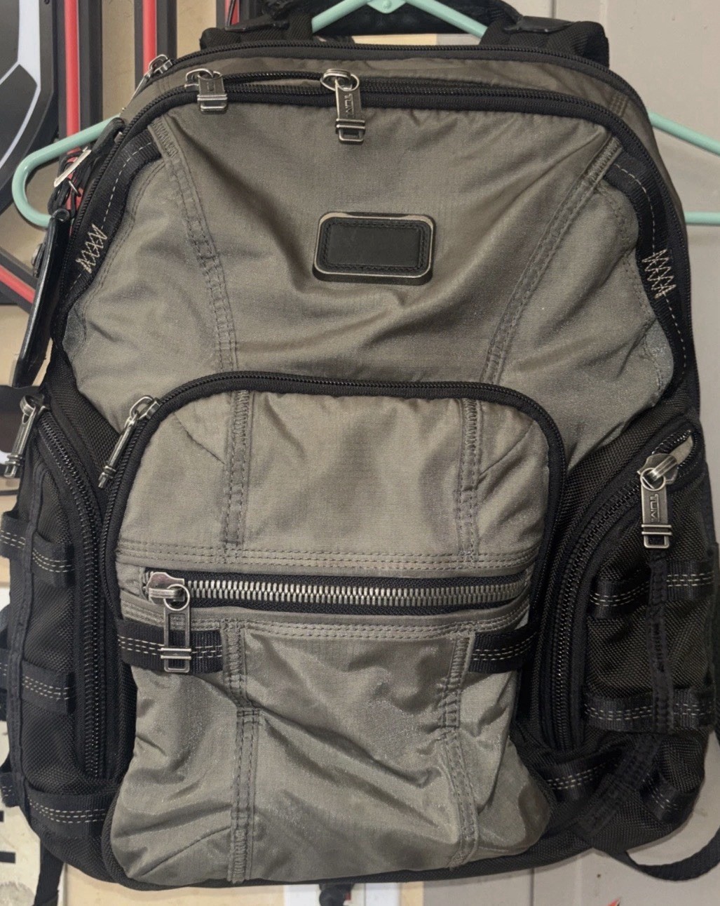 TUMI ALPHA BRAVO 232793 OLVG Navigation Backpack Khaki Green Bag Preowned Used