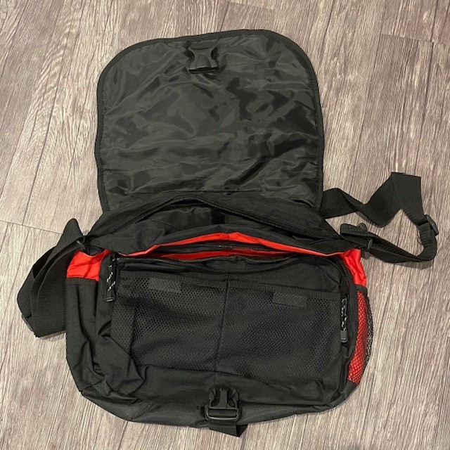 New Red Nylon Messenger Bag ABC’s The View, Adjustable Strap, Lots of Storage