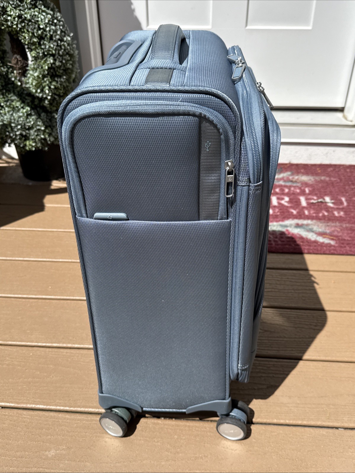 Samsonite UpLIFT Lightweight Softside Expandable Luggage Blue Carry On