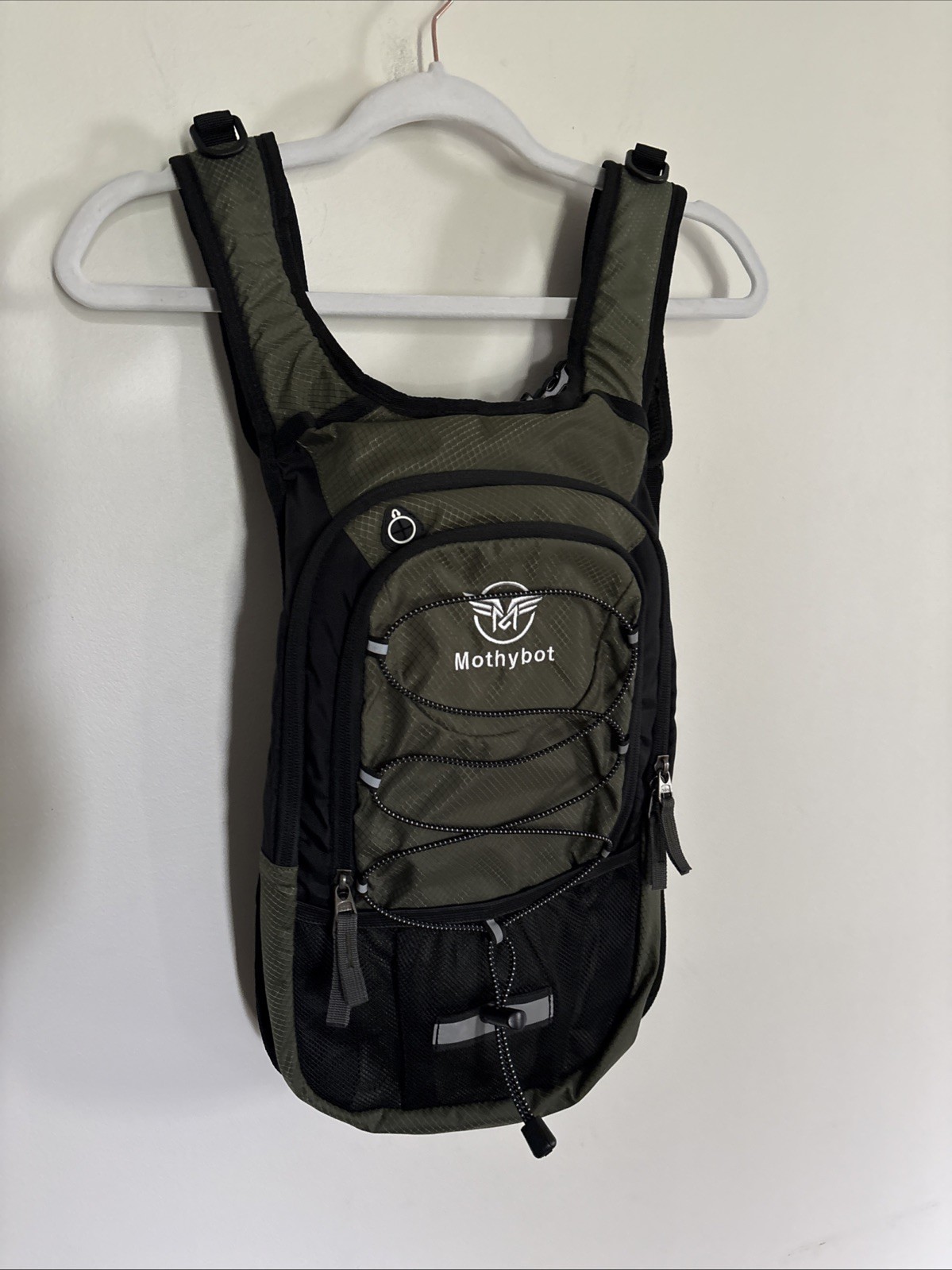 Mothybot Outdoor Durable Water Resistant Nylon Insulated Hydration Backpack Gorp