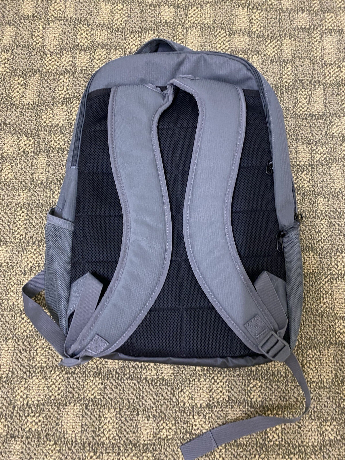 Official Nike USA Wrestling Backpack Gray/Black L Zip Closure – BRAND NEW w Tags