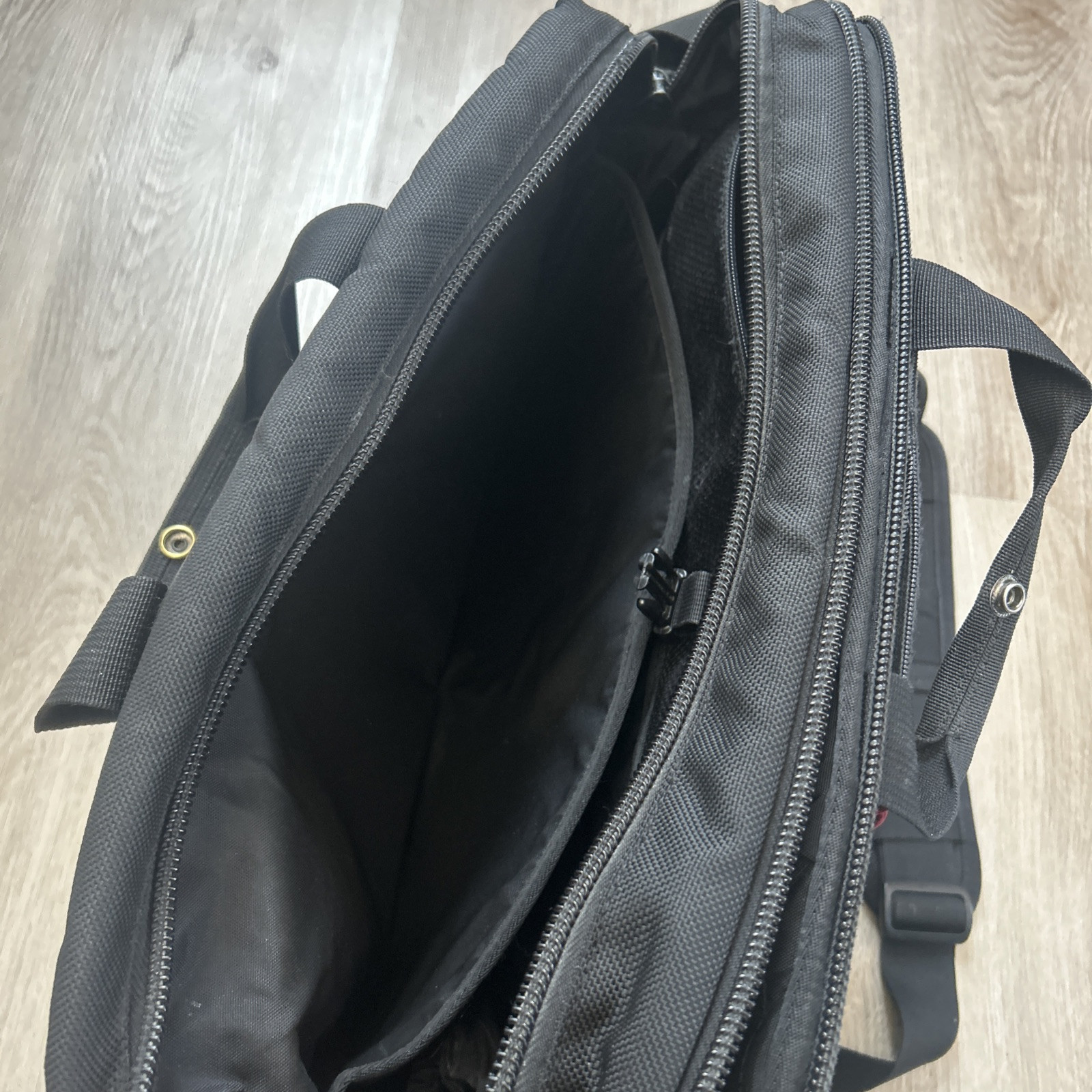 Dsptch Utility Brief Slingpack Shoulder Bag Black 3 Way DWR Laptop Backpack READ