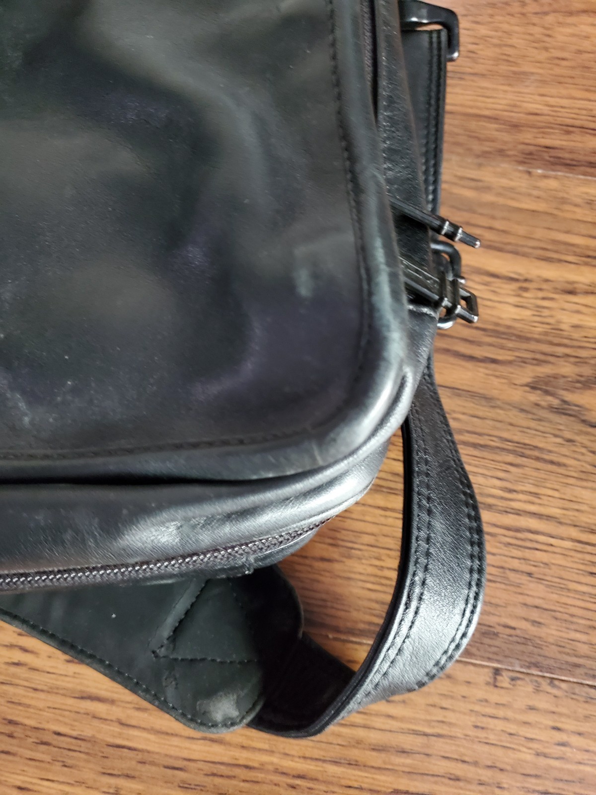 Tumi Alpha Expandable Large Briefcase Laptop Bag Napa Leather Black 904D3