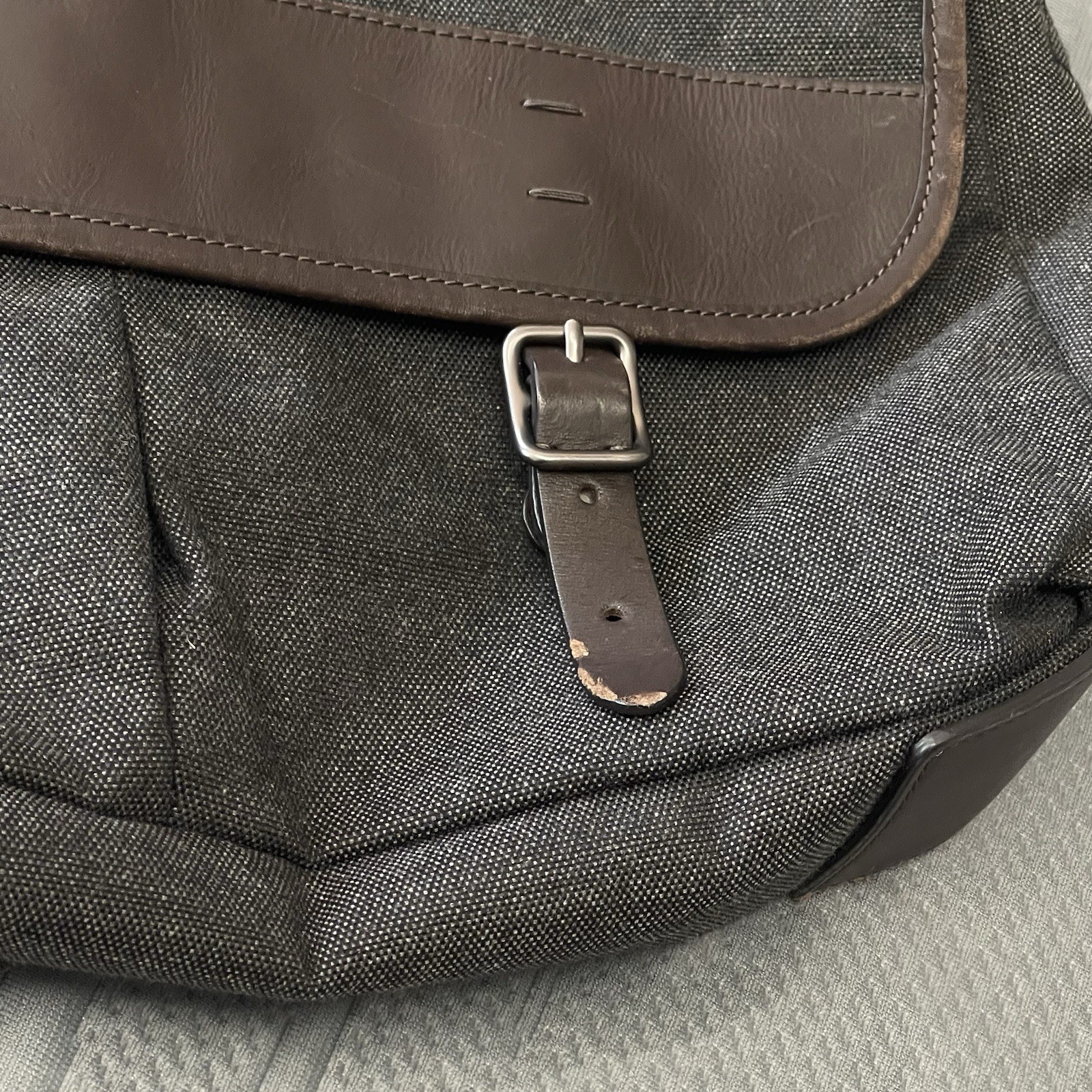 Fossil Messenger Bag Fabric Leather Distressed Strap Unisex Crossbody Laptop