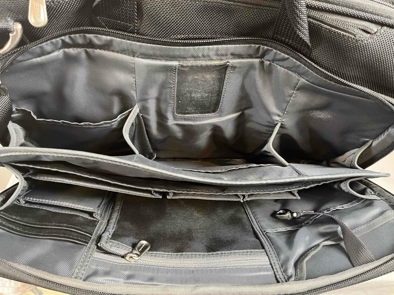 BRIGGS AND RILEY Black Durable Nylon Travelware Business Briefcase Bag