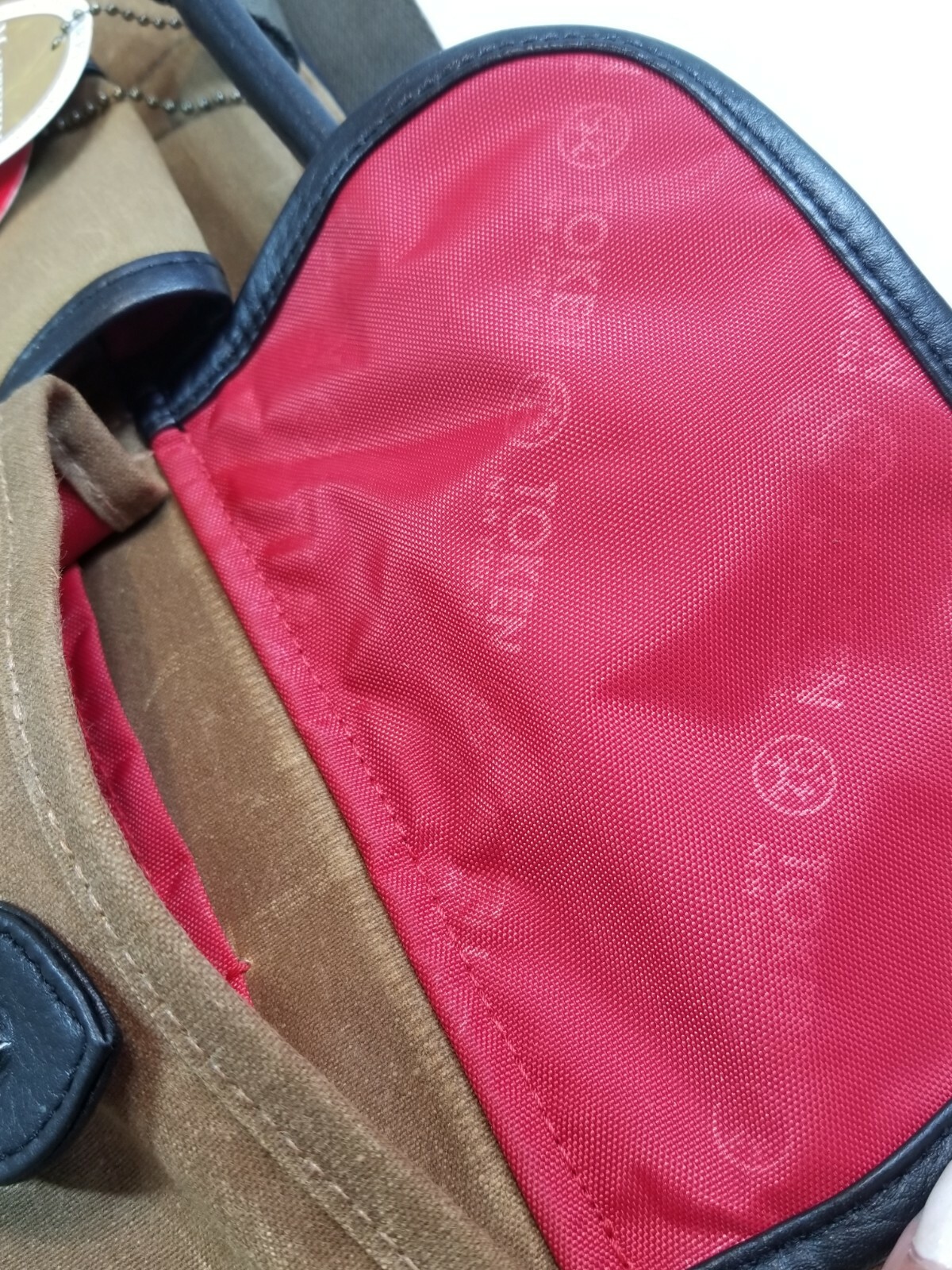 Token Bag Waxed Knickerbocker Cow Leather Laptop Bag 13″ Field Tan/Black