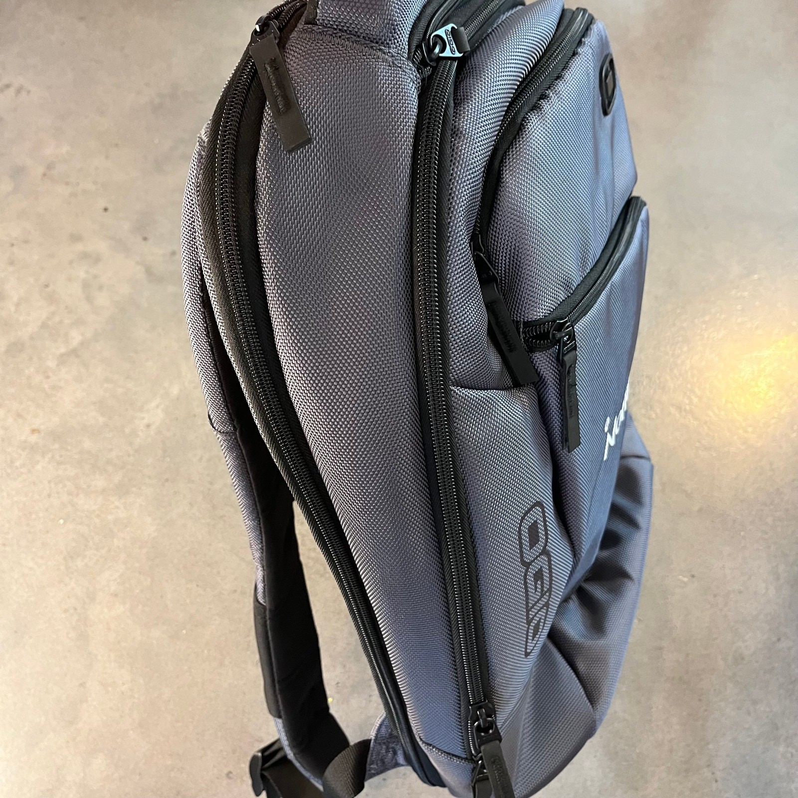 OGIO Metallic GRAY Ace Nomad Backpack fleece lined mens modern backpack NEW