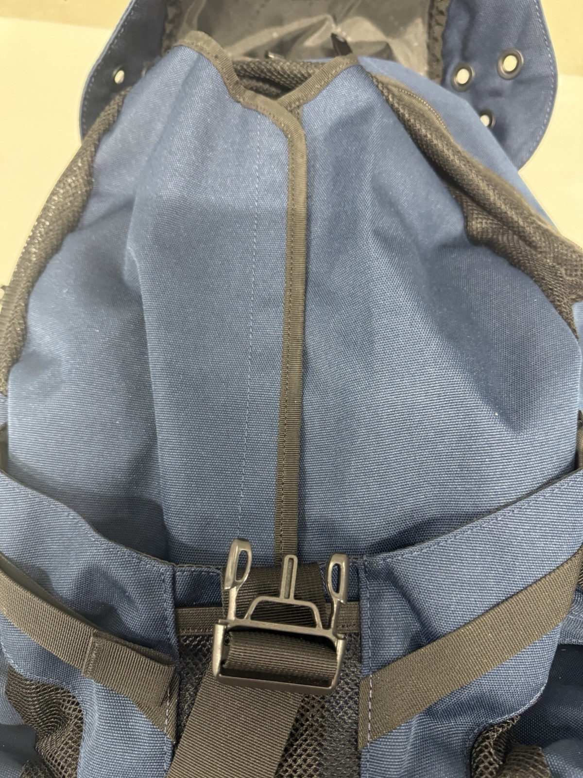 NWT OAKLEY ICON RC BACKPACK FOS901479 NAVY ONE-SIZE NYLON 32L Water Repellent OS