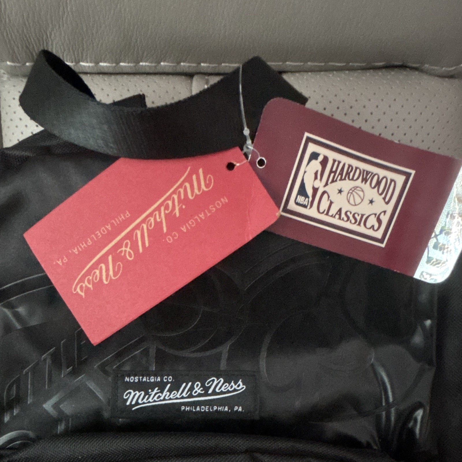 Mitchell & Ness Hardwood Classics Seattle SuperSonics Black Backpack Zip Medium