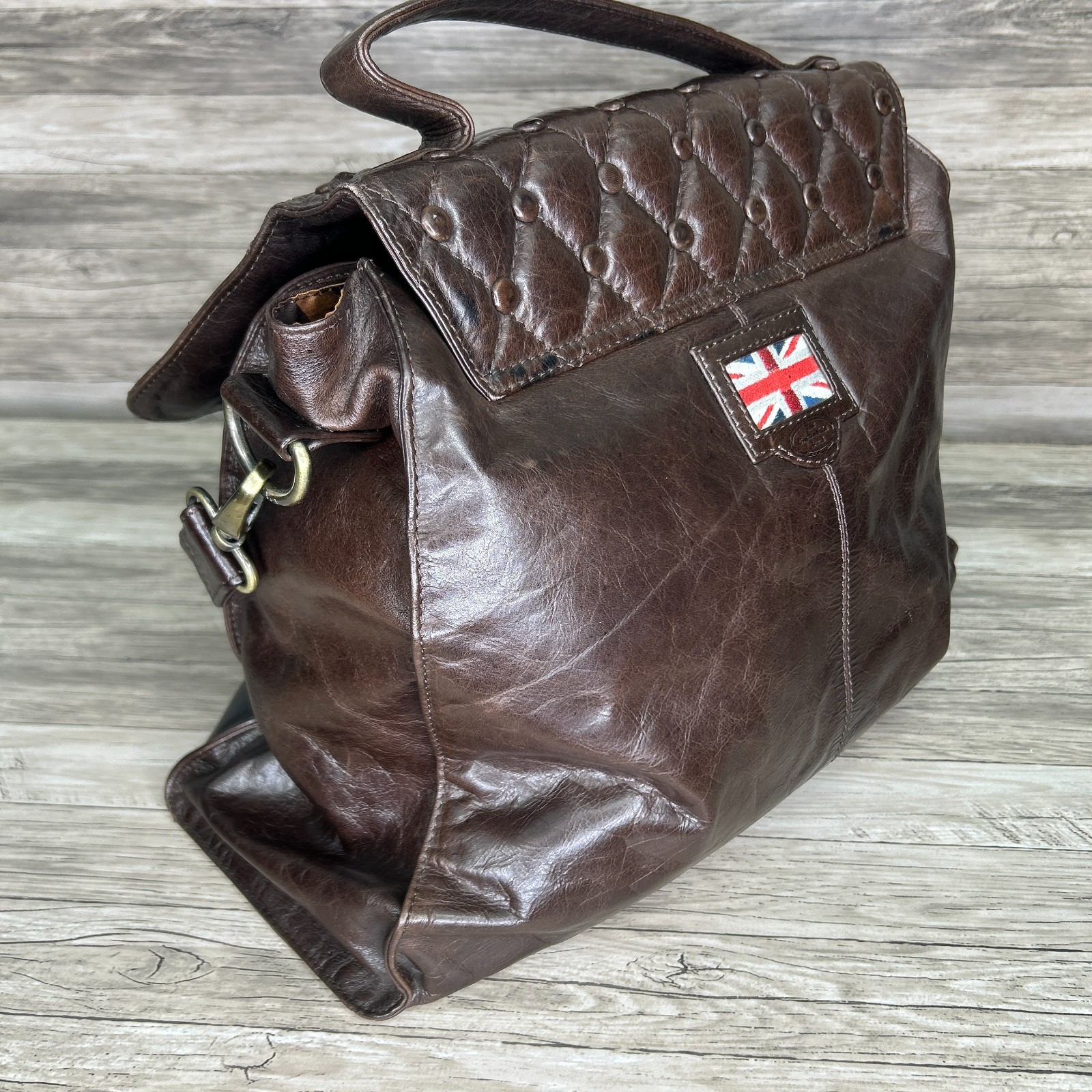 The Chesterfield Brand Brown Leather Messenger Satchel Bag Boho Quilted