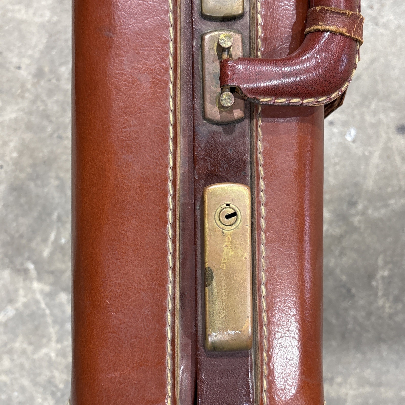Vintage Brown Leather P Lockwell Briefcase Carrying Case/Exhibitor 18”x14”x5”