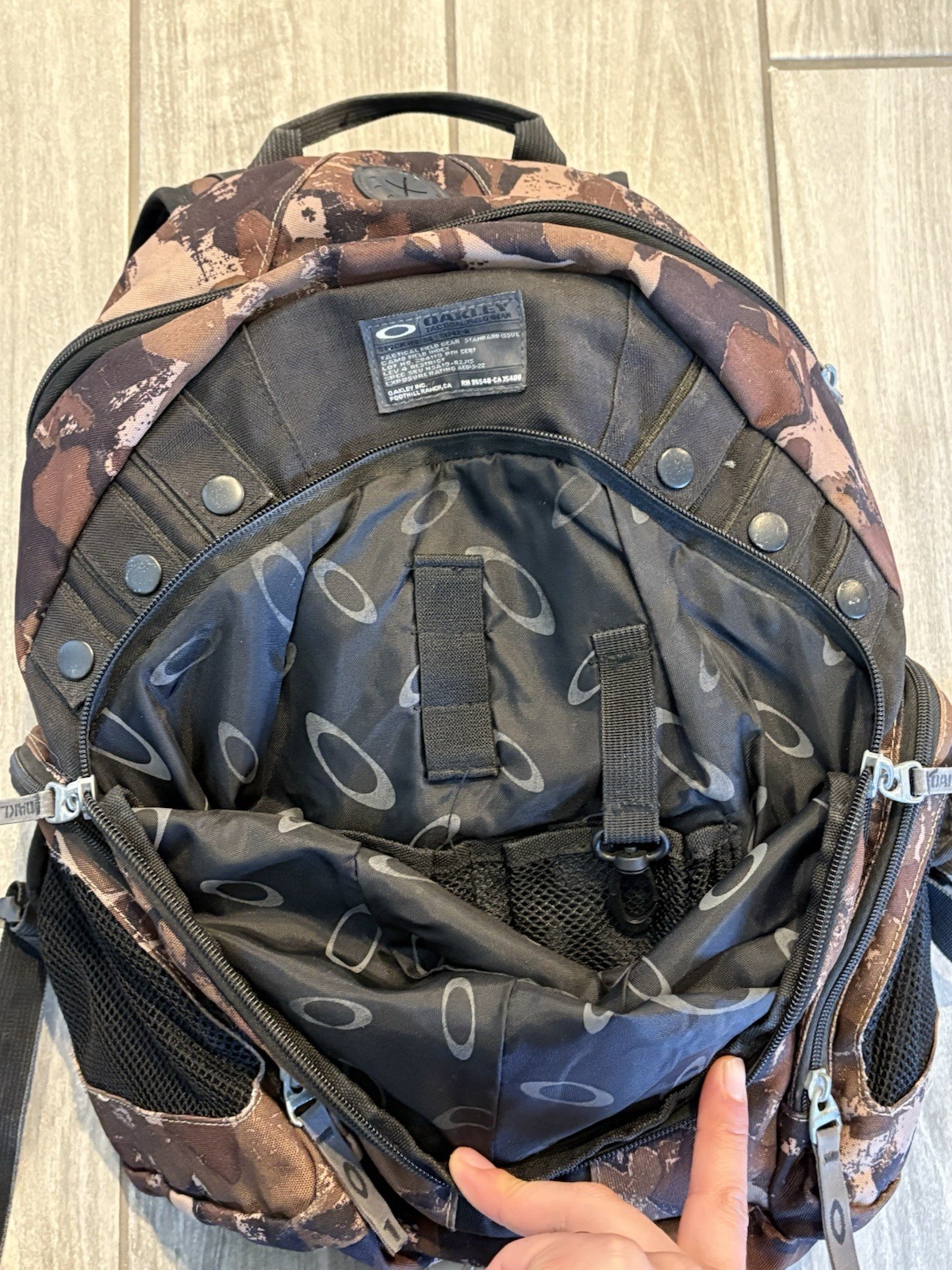 OAKLEY Tactical Field Gear Backpack Camouflage Field Pack Utility Bag Preowned