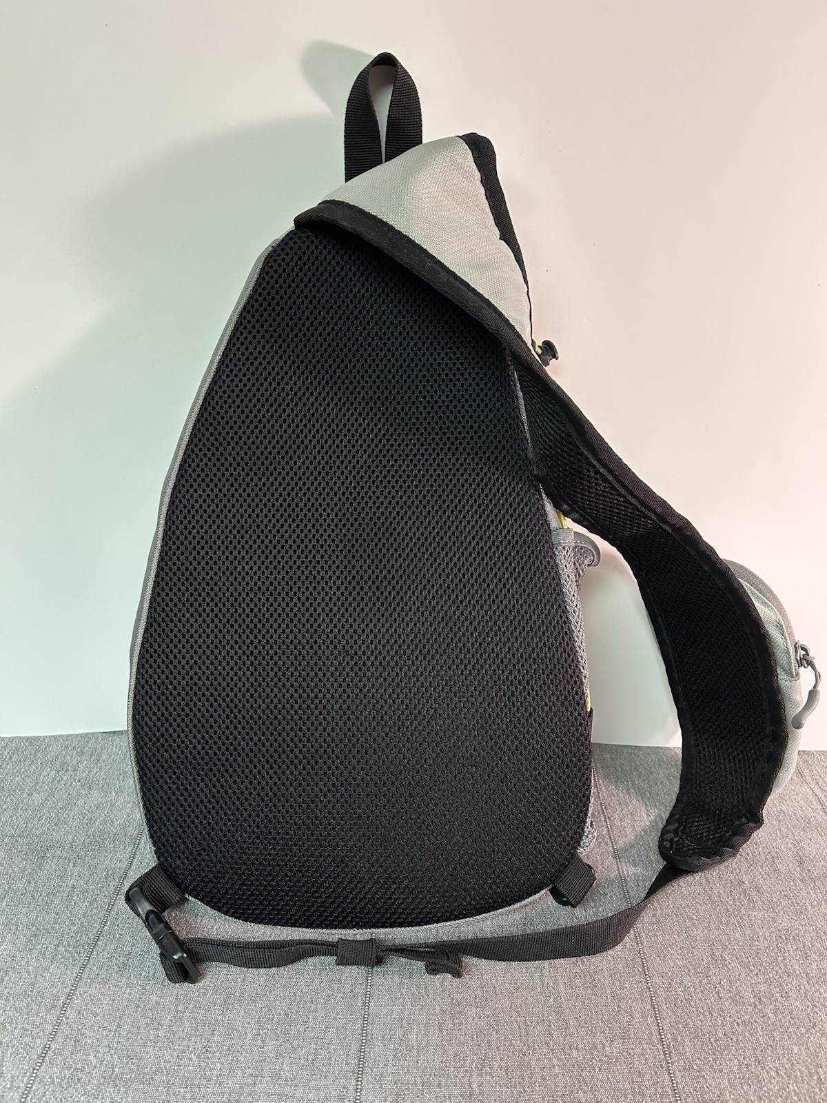 Eddie Bauer Nylon Sling Backpack Silver/Gray/Black Camping Hiking Daypack