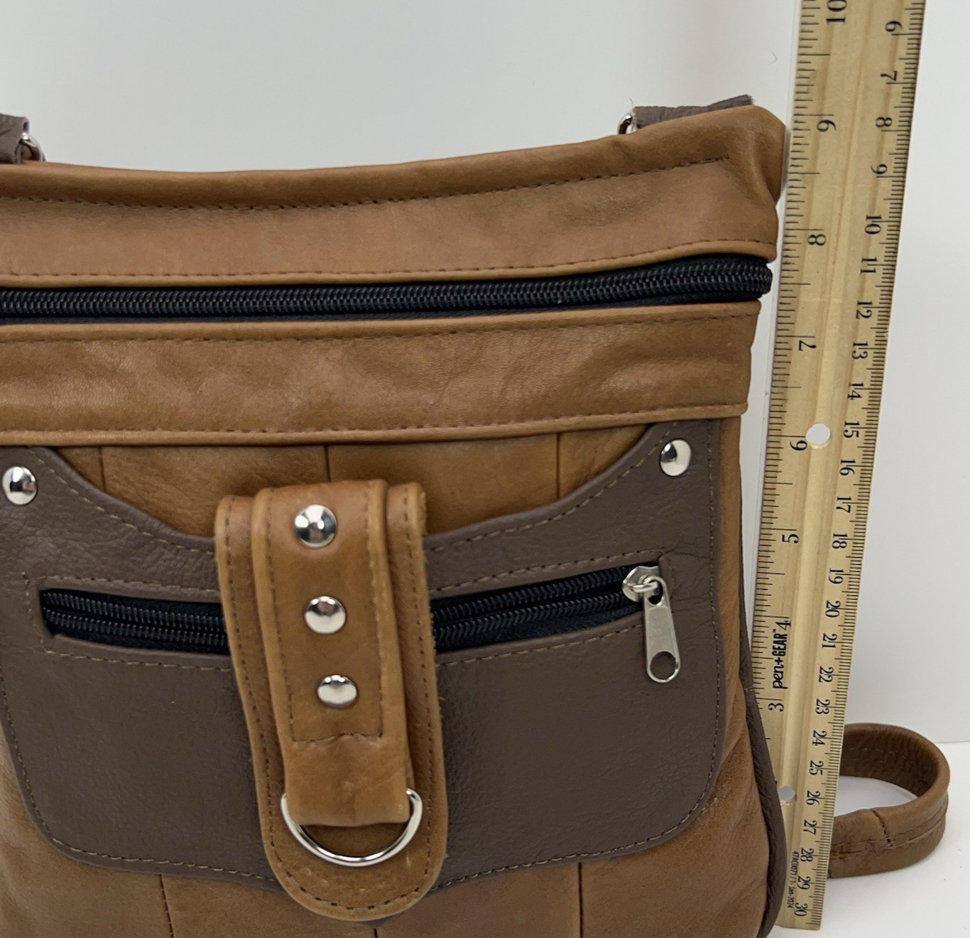 LEATHER Crossbody Bag Adjustable Multi Zip Pockets Silver Studded Buckle Travel
