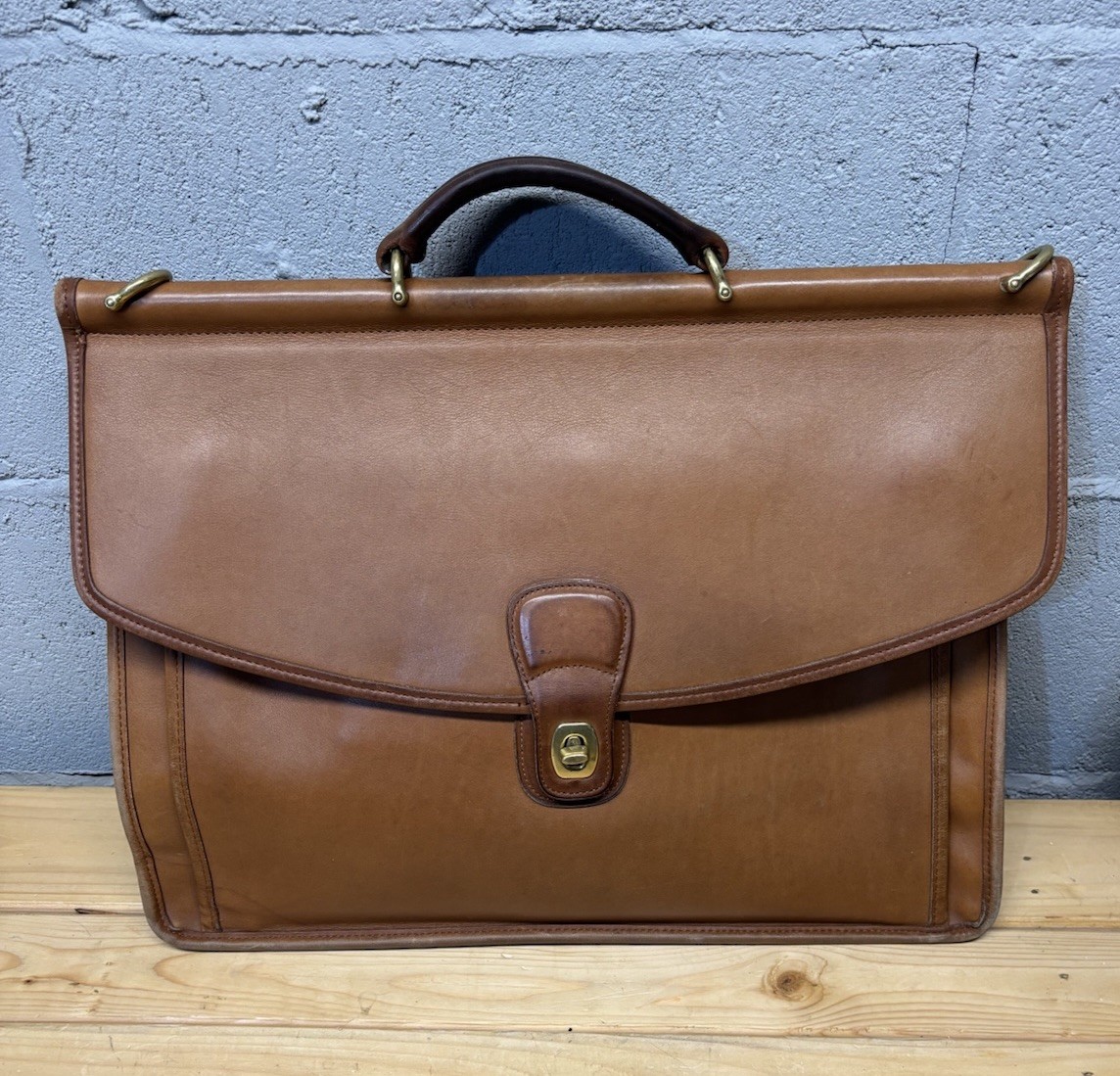 Coach Vtg 90’s British Tan Leather 5266 Messenger Briefcase Satchel F8C
