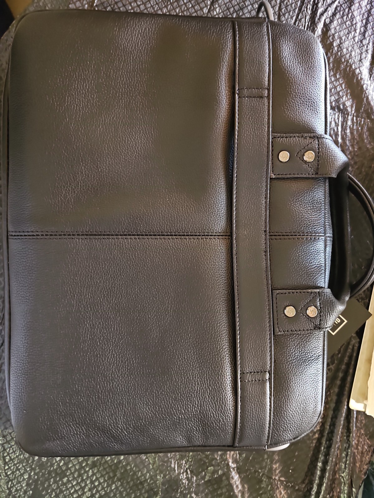 Samsonite Classic Leather Toploader Black 126038-1041