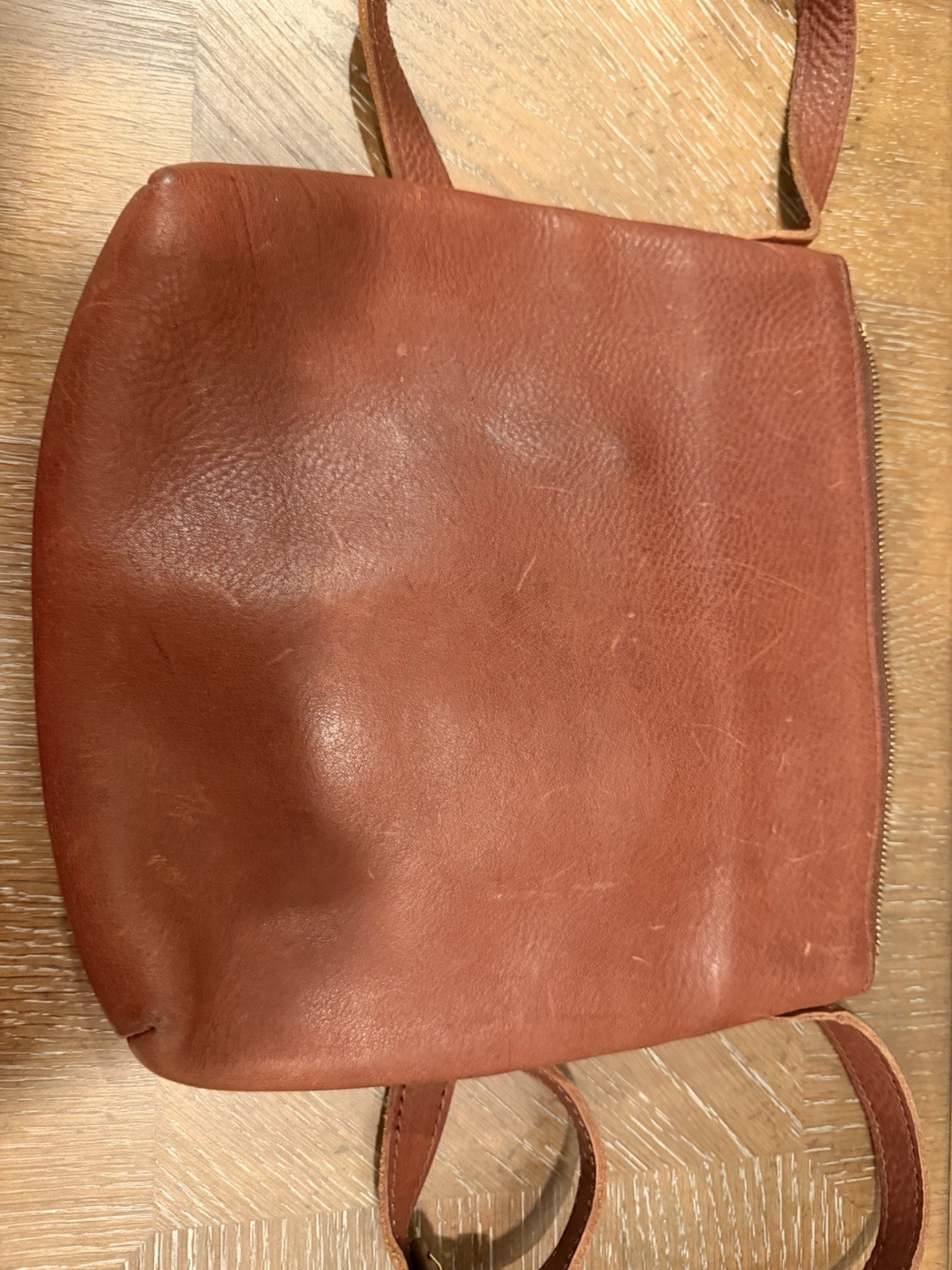 Duluth Lifetime leather sling bag
