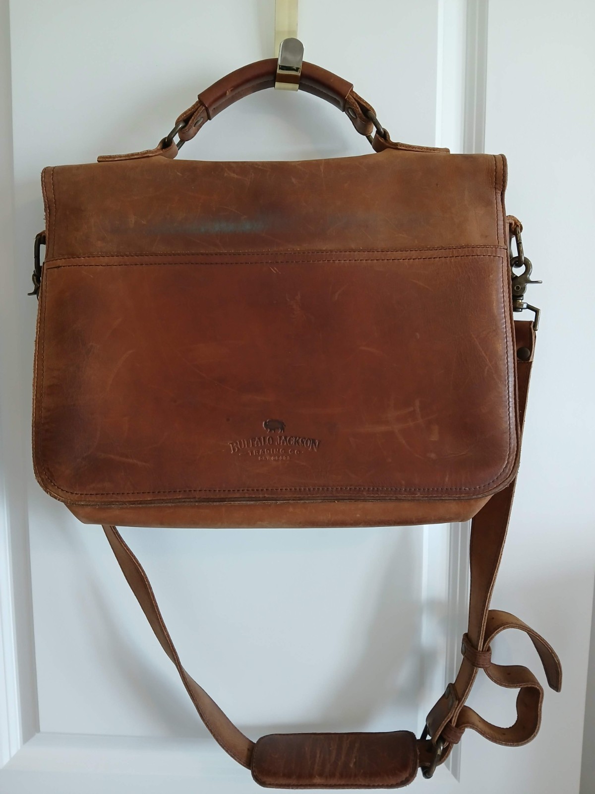 MEN’S VINTAGE BUFFALO JACKSON TRADING Co LEATHER DOUBLE POCKET MESSENGER BAG