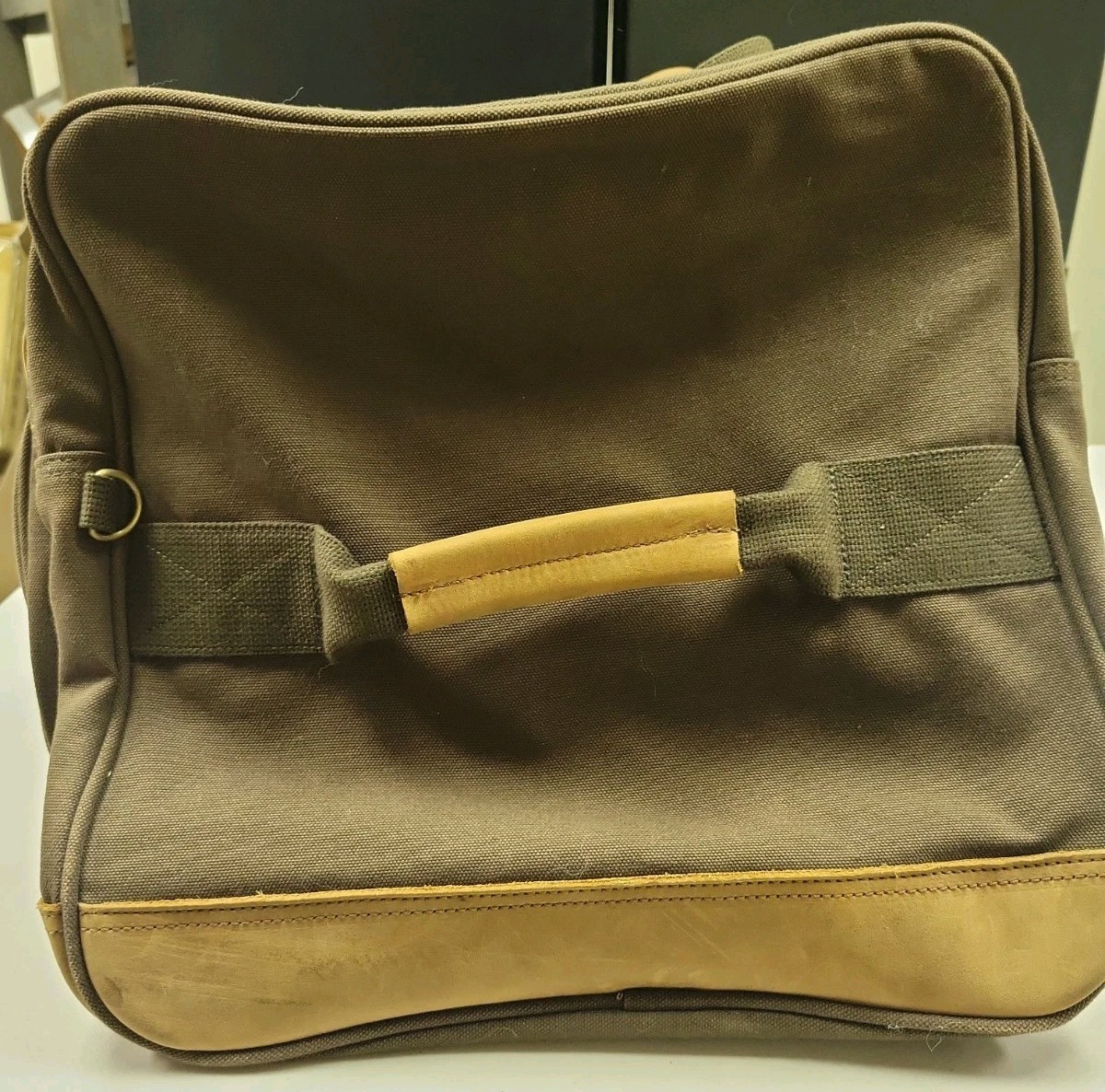 Cabela’s Vintage Battenkill canvas and leather XL duffle bag NICE!!