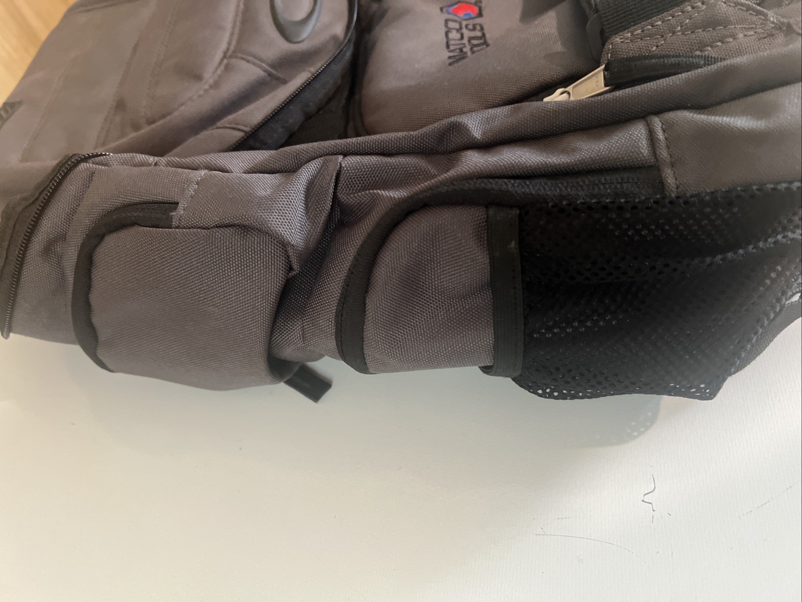 OAKLEY – Enduro 2.0 30L Backpack 17″ Laptop – Branded Matco Tools-Grey