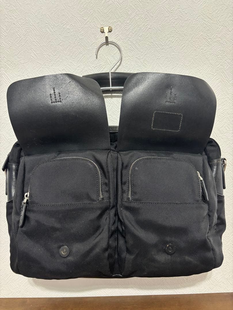TUMI Business Bag Black