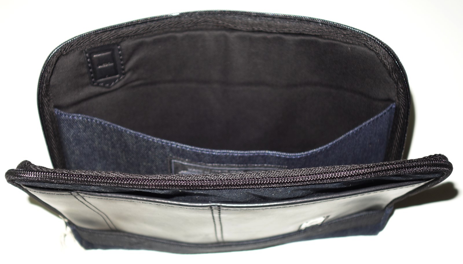 $120 NEW Diesel Zip Around Multiple Compartment Tablet Case 11″x8″ Indigo/Blue