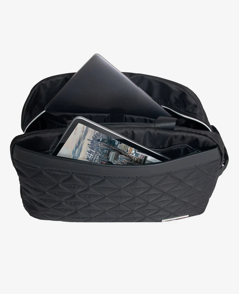 Kenneth Cole Reaction Duffle Bag Backpack Convertible Black Travel Laptop New
