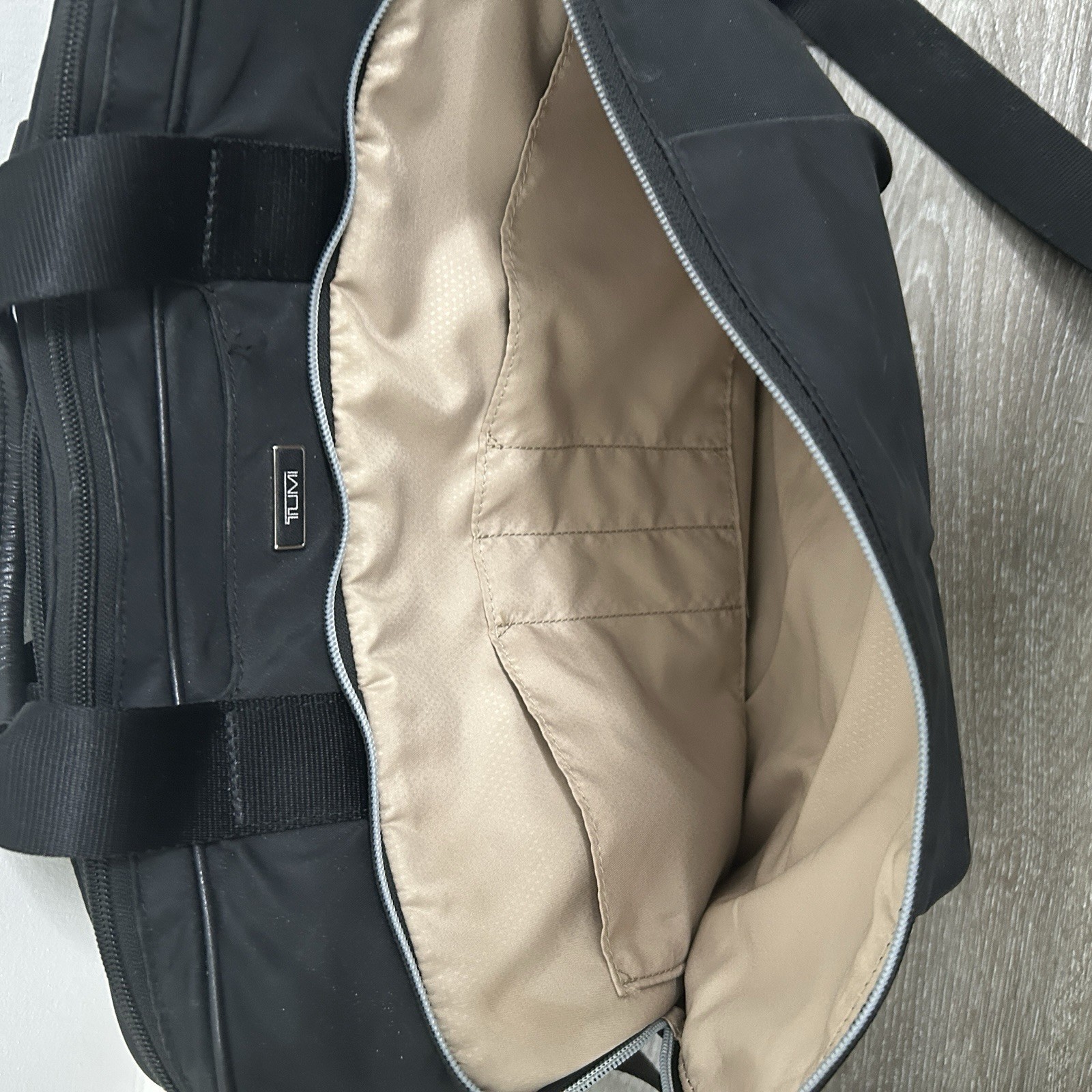 Tumi Black Briefcase/Document Case Zip Closure Shoulder Strap Pockets