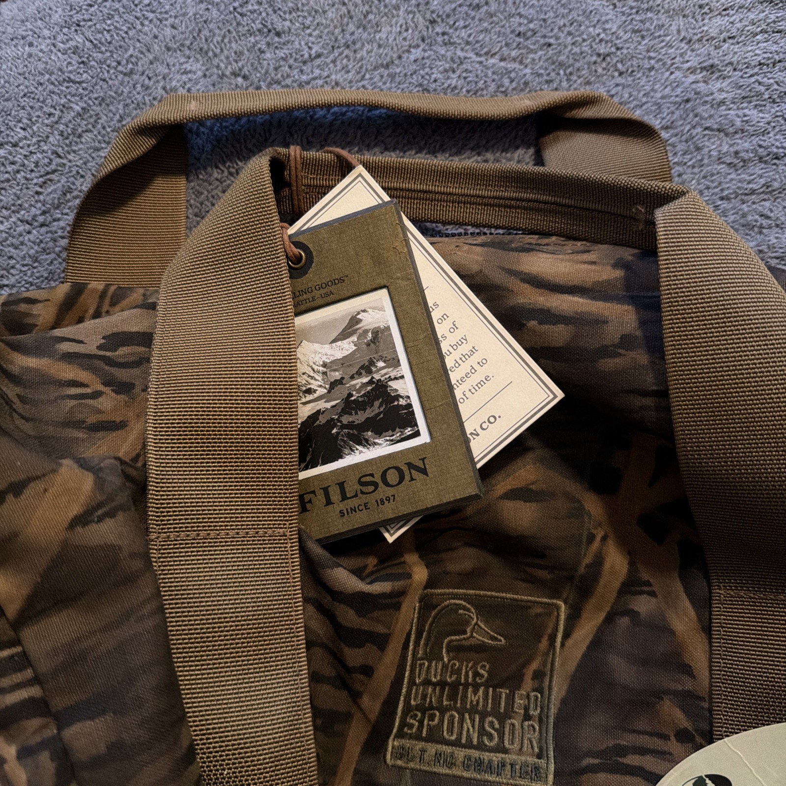 ⁠Filson Ducks Unlimited Small Field Duffle Bag NWT Mossy Oak Shadow Grass Camo⁠
