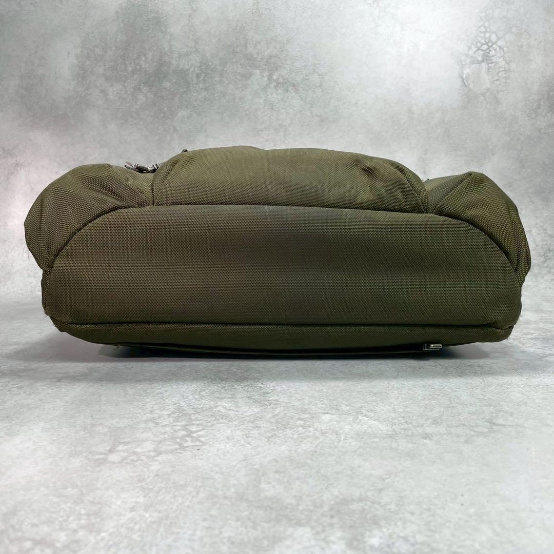 TUMI Boston Bag Khaki 2way Nylon