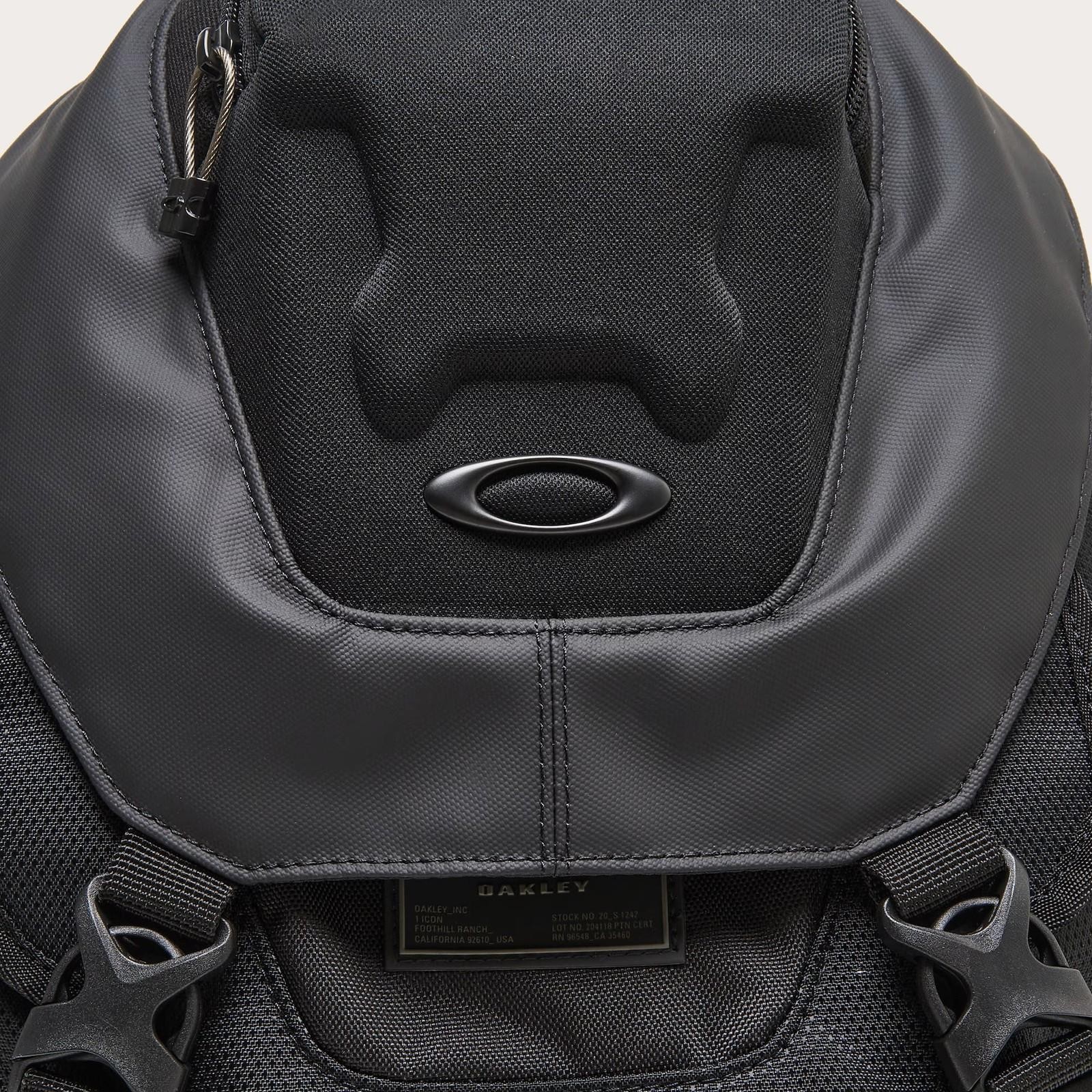 Oakley Kitchen Sink Lite Backpack Blackout 20L Tactical Laptop FOS901199-02E