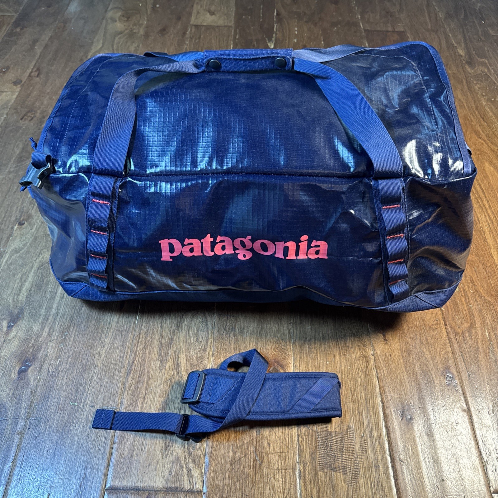 Patagonia 55L Black Hole Duffel Navy Blue w/Red Logo W/ Tags and Straps