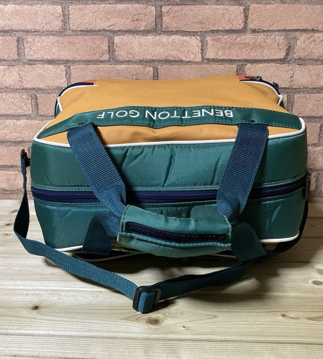 Benetton Golf Italy Japan England Vintage Bag Size 14.2 x 16.9 x 9. 8 in 90s