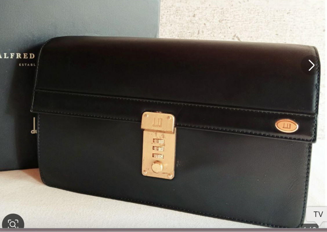 Dunhill Vintage Leather Clutch Bag Lock Second Handbag Black Made in Spain