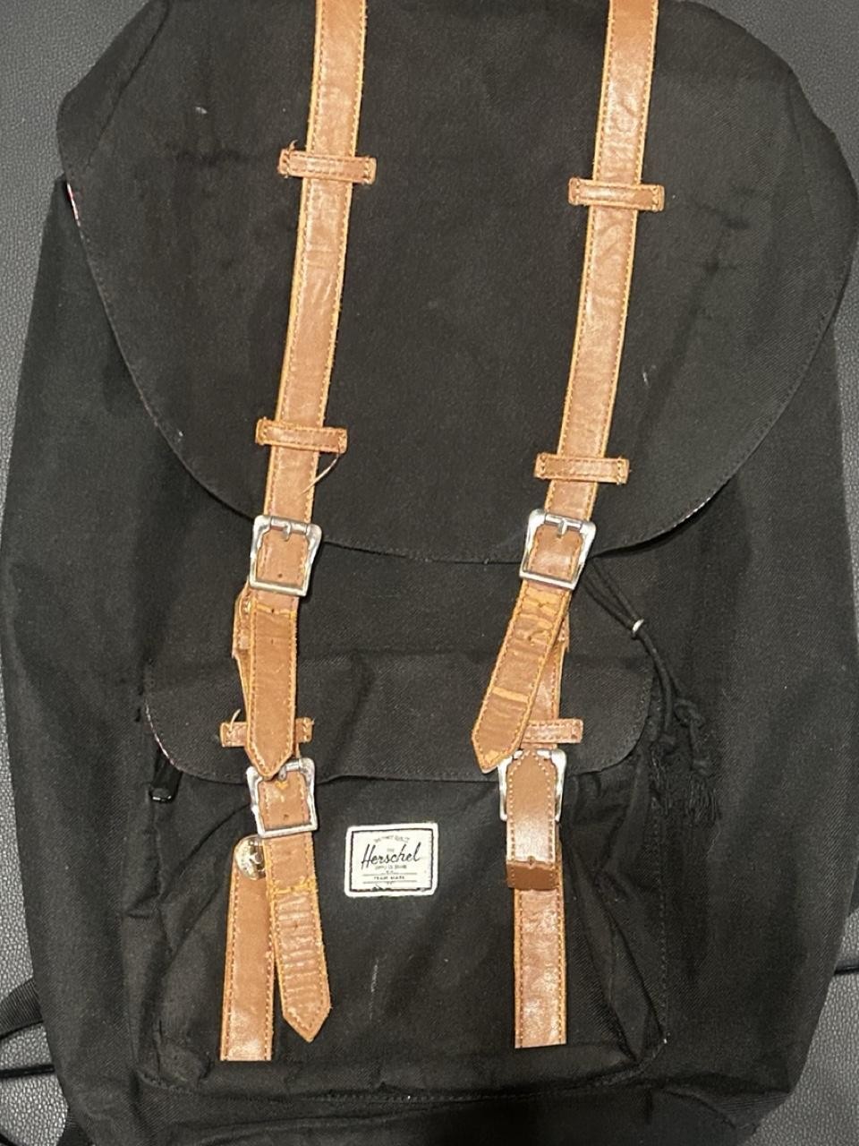 Herschel Little America backpack
