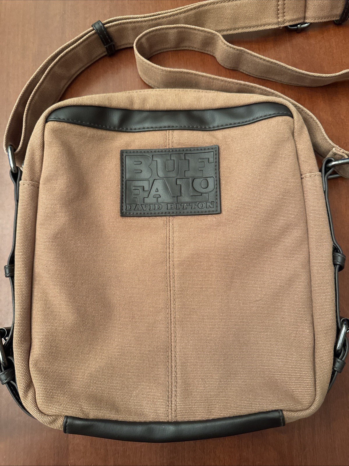 David Bitton Buffalo Messenger Crossbody Bag Brown/Tan Crossbody Unisex EUC