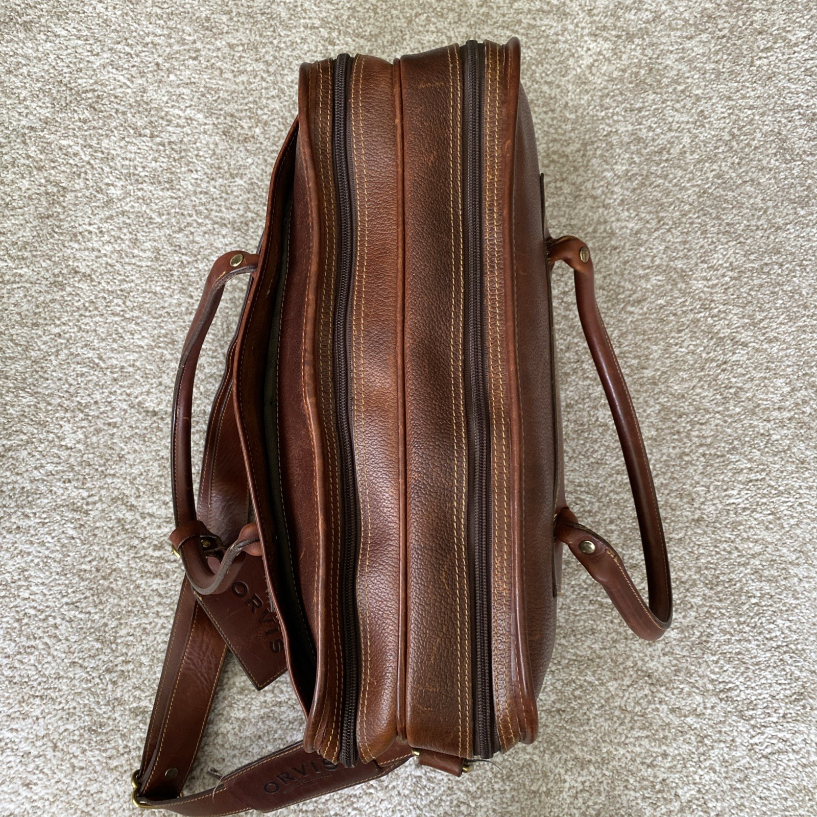 Vtg 2006 Orvis Leather Briefcase with Tag Brown Messenger Bag Computer Traveler