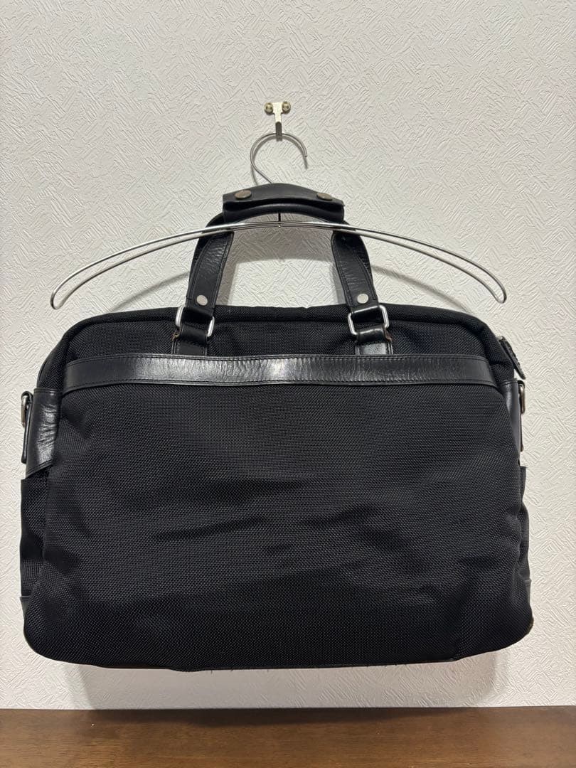 TUMI Business Bag Black