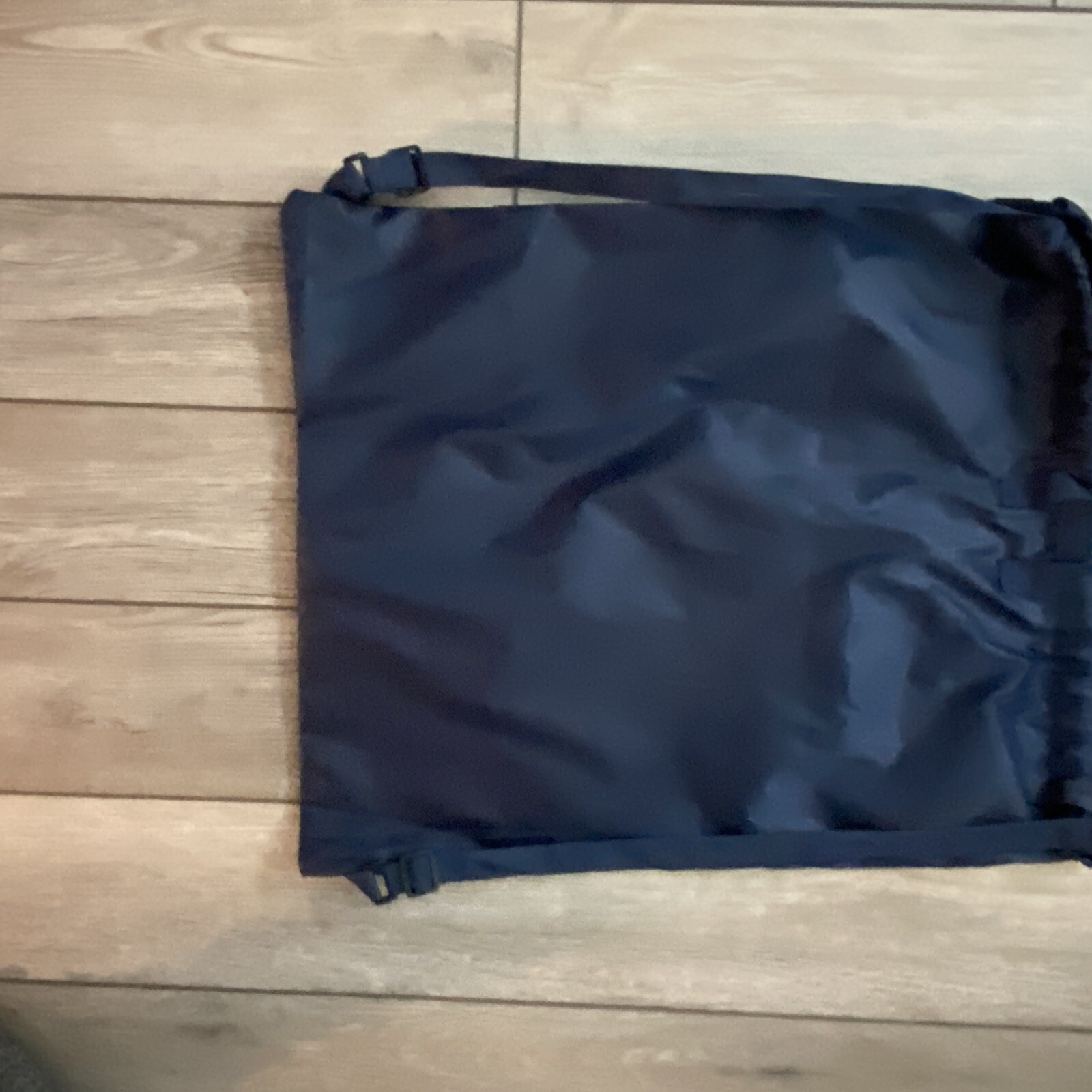 Skechers Nylon Drawstring Bag / Backpack / Gym Bag Tote Sack Navy Blue