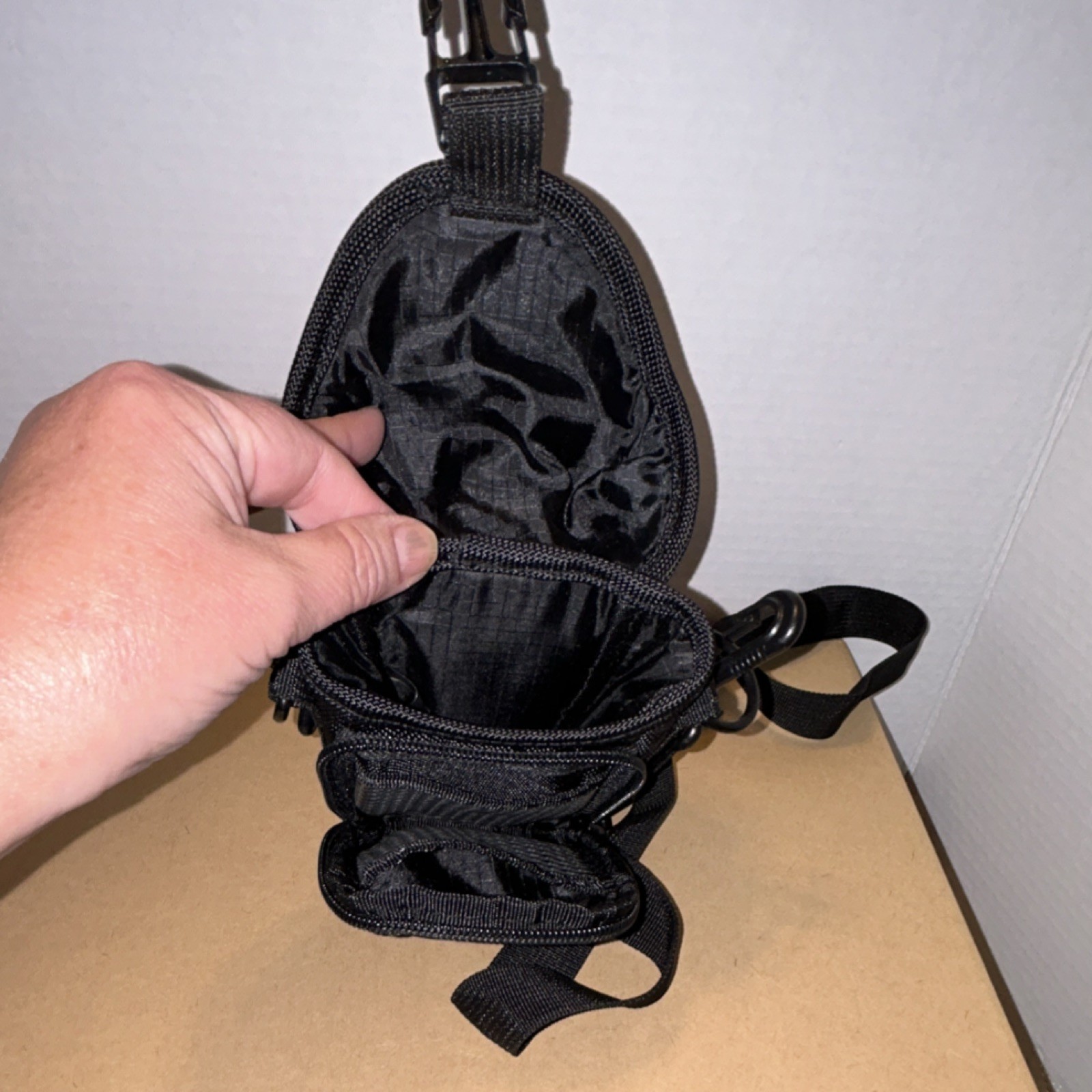 Denali Black Small Camera Bag Adjustable Strap Zip Pockets Buckle Belt Loop