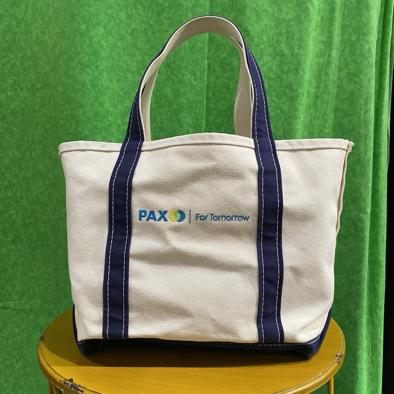Vintage L.L. Bean Boat and Tote PAX Embroidered Company White Blue USA