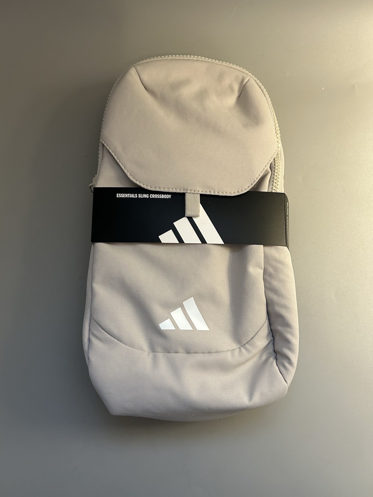 adidas Essentials 3 Sling Crossbody Bag with Carabiner and Multi-Pocket
