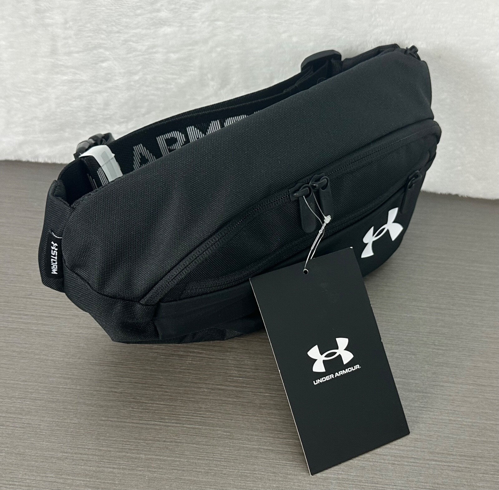 Under Armour Unisex Flex Waist Bag /Fanny Pack Black OSFA New With Tag