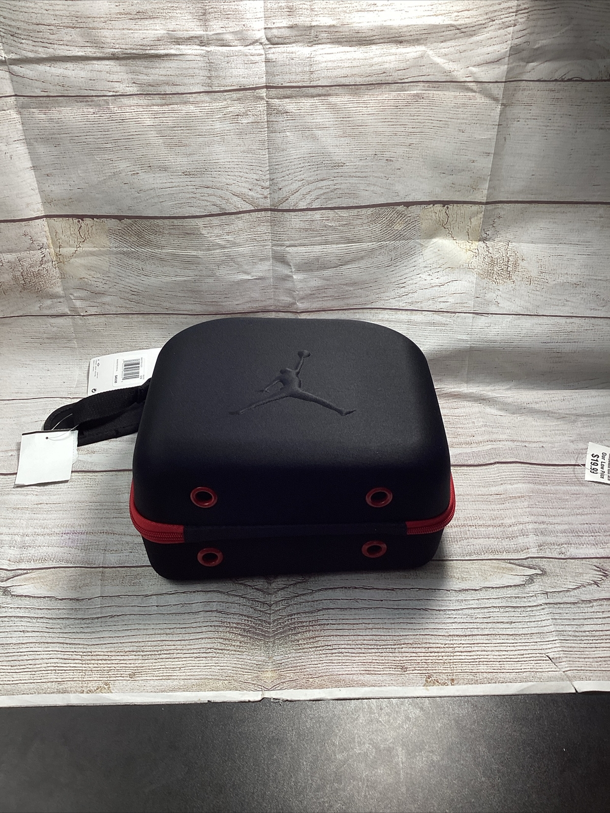 NIKE Air Jordan Hat Case Jumpman Protective BAG BRED MA0763 One Size